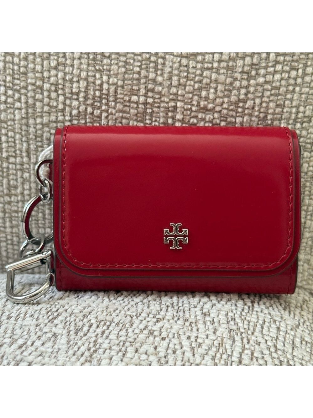 New TORY BURCH EMERSON PATENT FLAP CARD CASE WARM RED